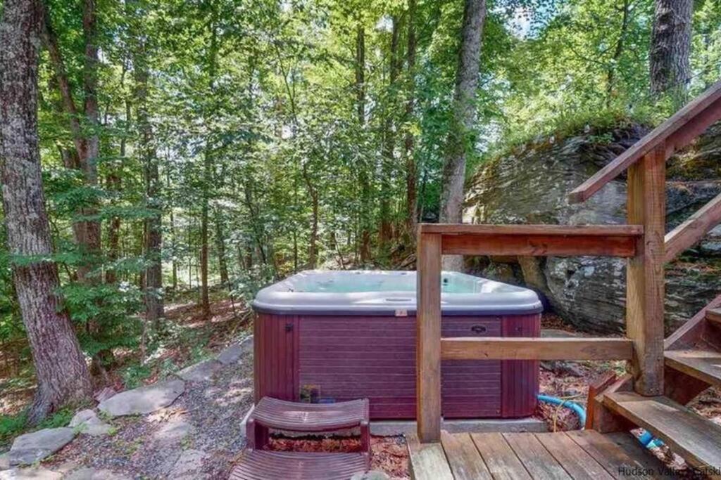 Near Hunter Mountain And Woodstock Holiday home
